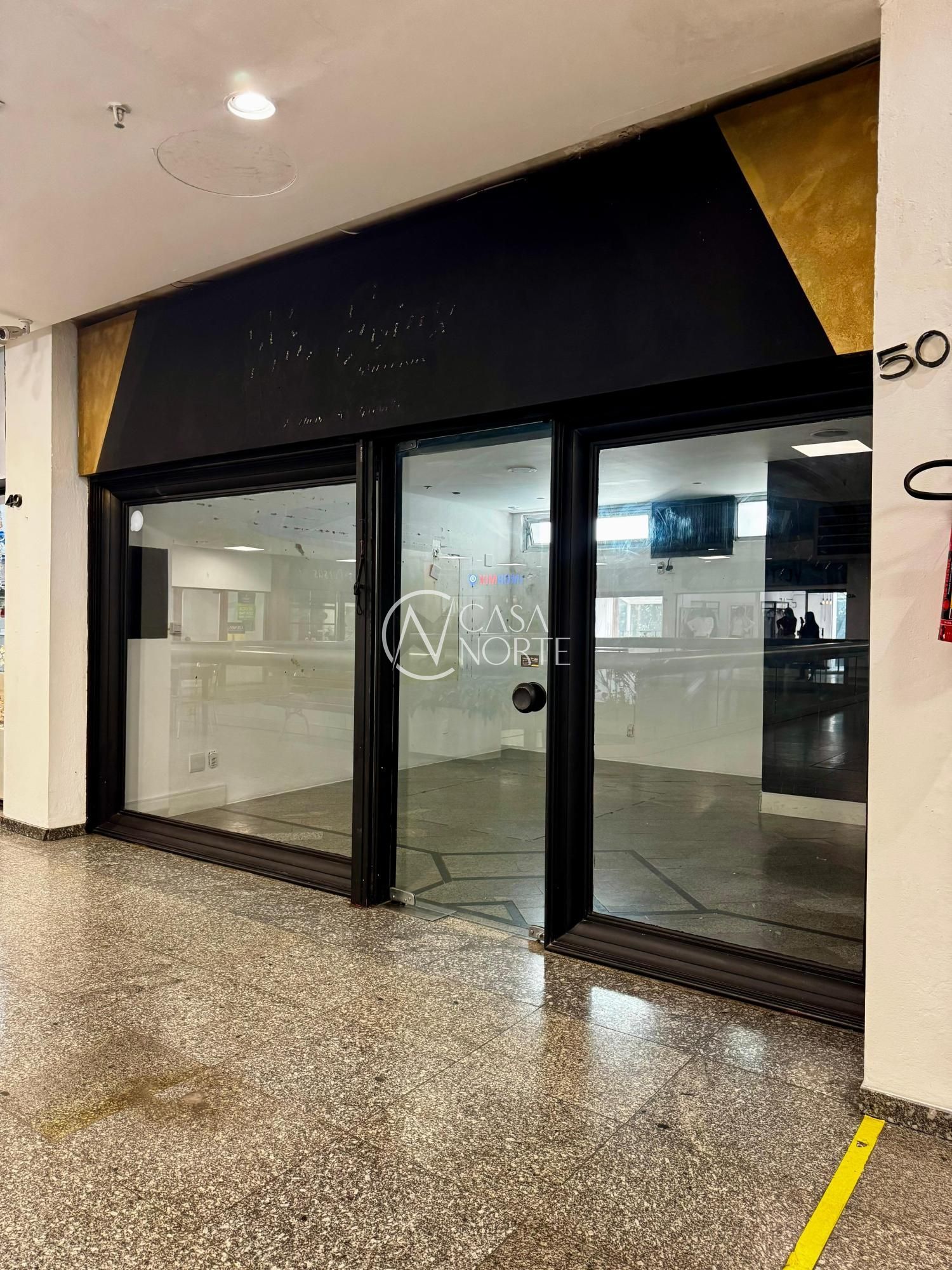 Loja à venda com 1 quarto, 26m², Rua Vinte e Quatro de Outubro no bairro Moinhos de Vento em Porto Alegre