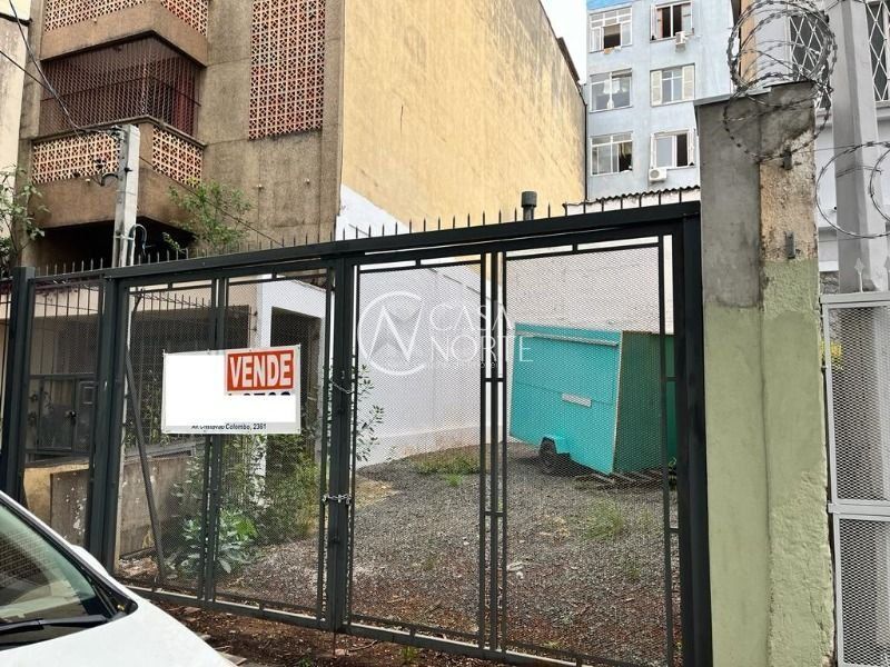 Terreno à venda  com 84m², Rua Demetrio Ribeiro no bairro Centro Histórico em Porto Alegre
