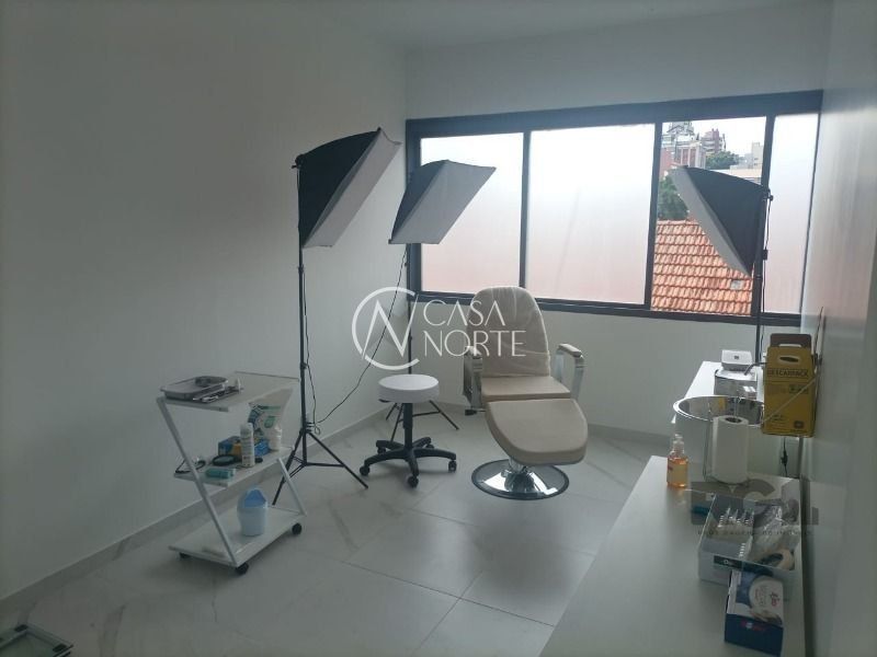 Sala Comercial à venda , 59m², Rua Vinte e Quatro de Outubro no bairro Auxiliadora em Porto Alegre