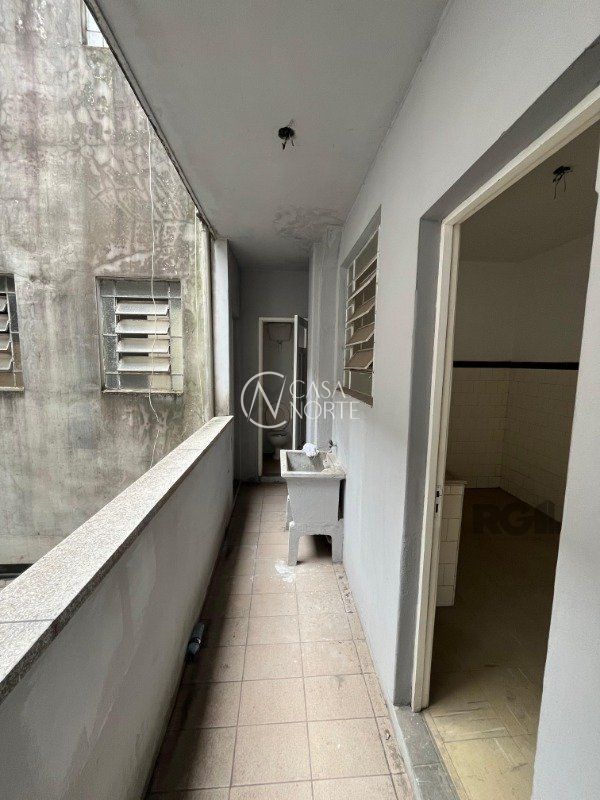 Apartamento à venda com 3 quartos, 119m², Avenida Farrapos no bairro Floresta em Porto Alegre