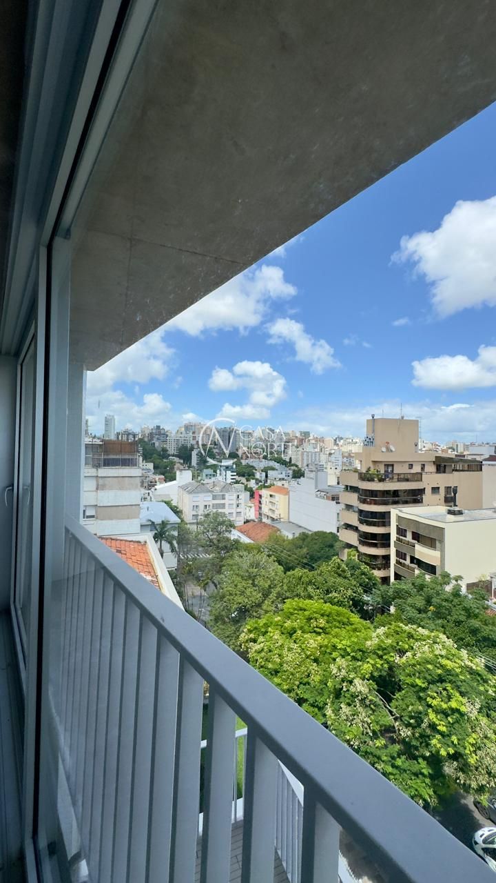 Duplex à venda com 3 quartos, 160m², 2 suítes, 2 vagas, Rua Carlos Von Koseritz no bairro Auxiliadora em Porto Alegre