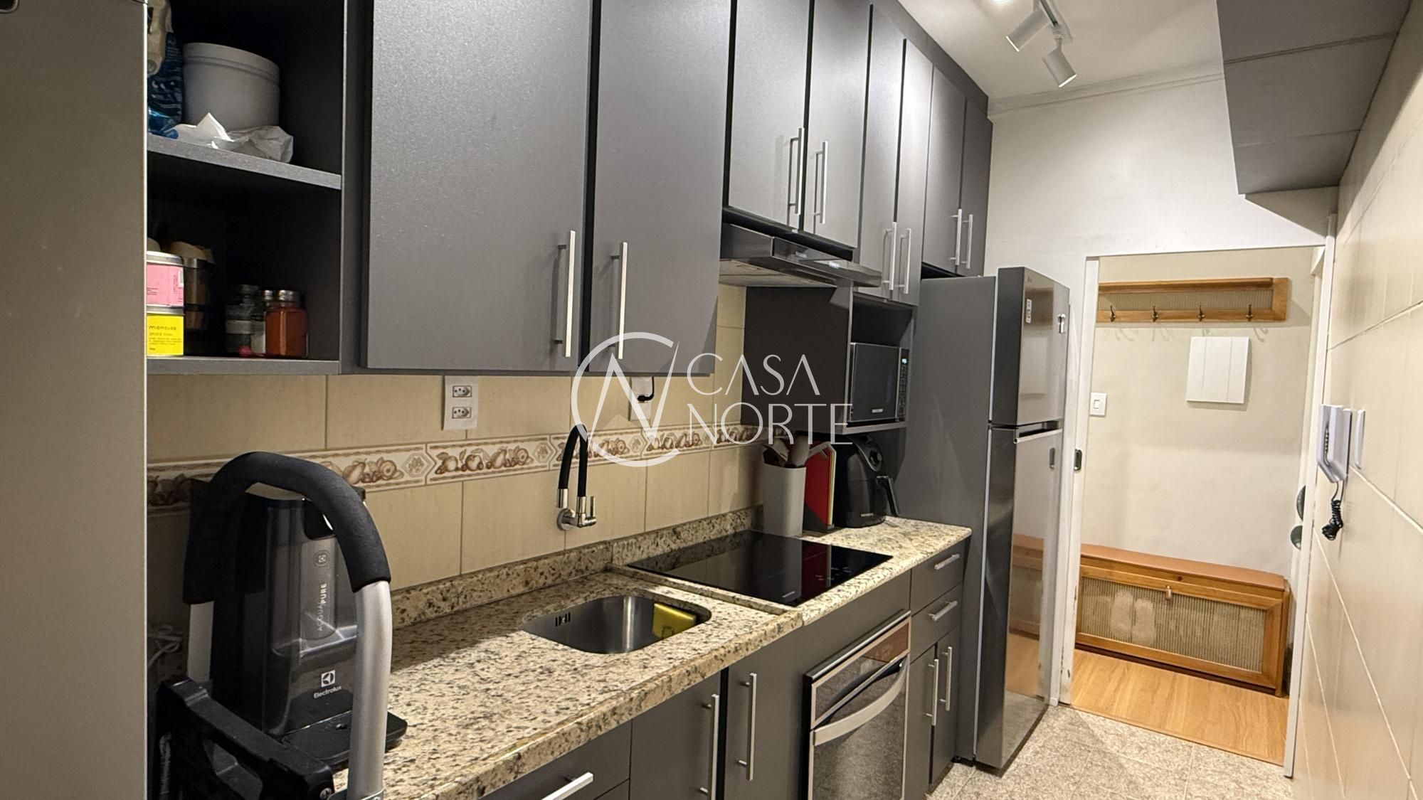 Apartamento à venda com 1 quarto, 40m², Rua Coronel João Corrêa no bairro Passo da Areia em Porto Alegre