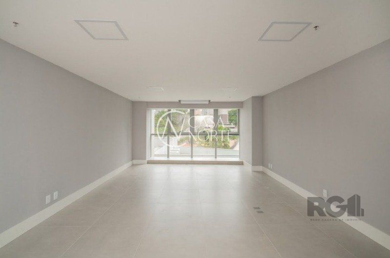 Sala Comercial à venda , 48m², 1 vaga, Avenida Senador Tarso Dutra no bairro Petrópolis em Porto Alegre