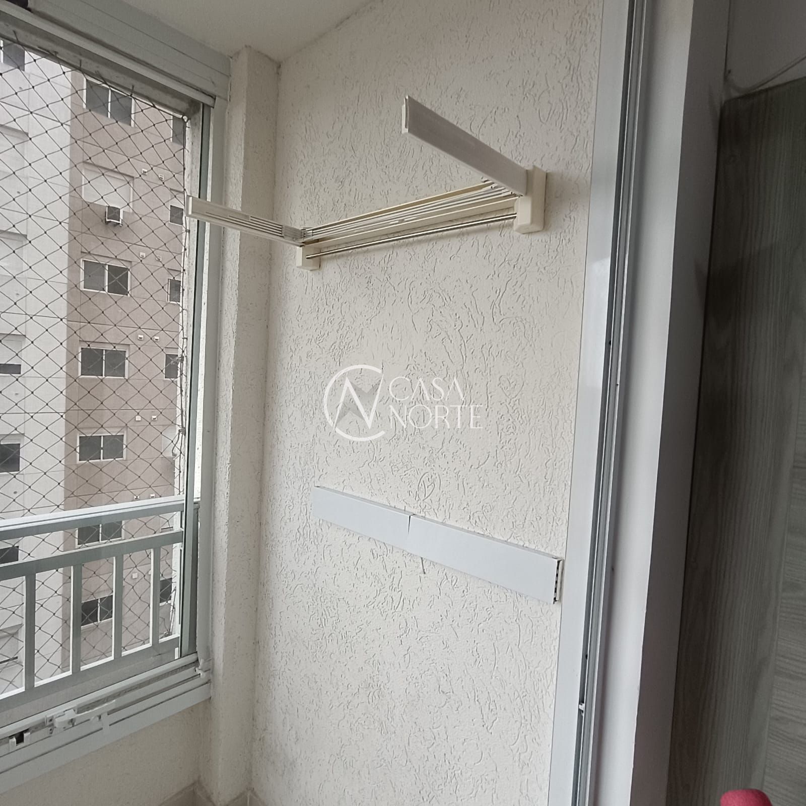 Apartamento à venda com 2 quartos, 50m², 1 suíte, 1 vaga, Rua Airton Ferreira da Silva no bairro Farrapos em Porto Alegre