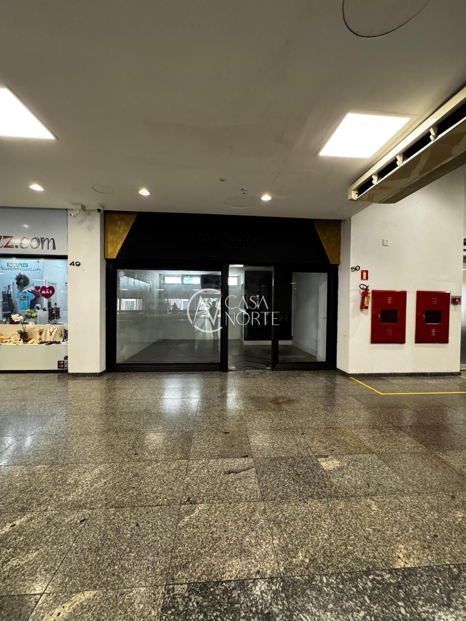 Loja à venda com 1 quarto, 26m², Rua Vinte e Quatro de Outubro no bairro Moinhos de Vento em Porto Alegre