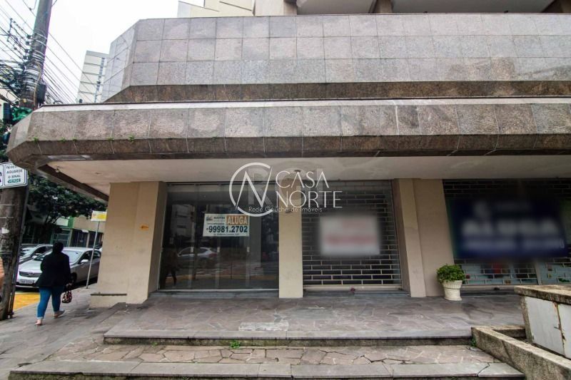 Loja à venda , 246m², 2 vagas, Rua Irmao José Otao no bairro Independência em Porto Alegre