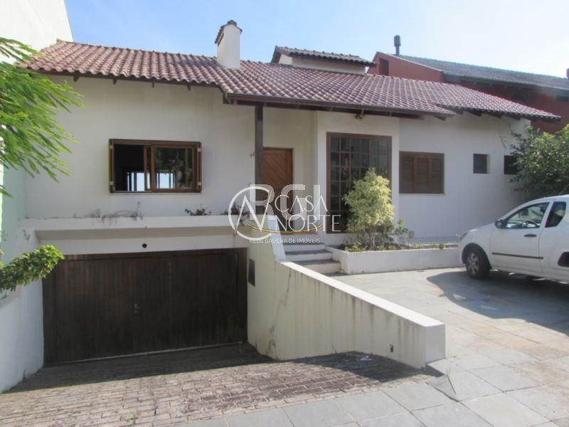 Casa de Condomínio à venda com 5 quartos, 383m², 2 suítes, 3 vagas, Rua Alcebiades Antônio dos Santos no bairro Nonoai em Porto Alegre