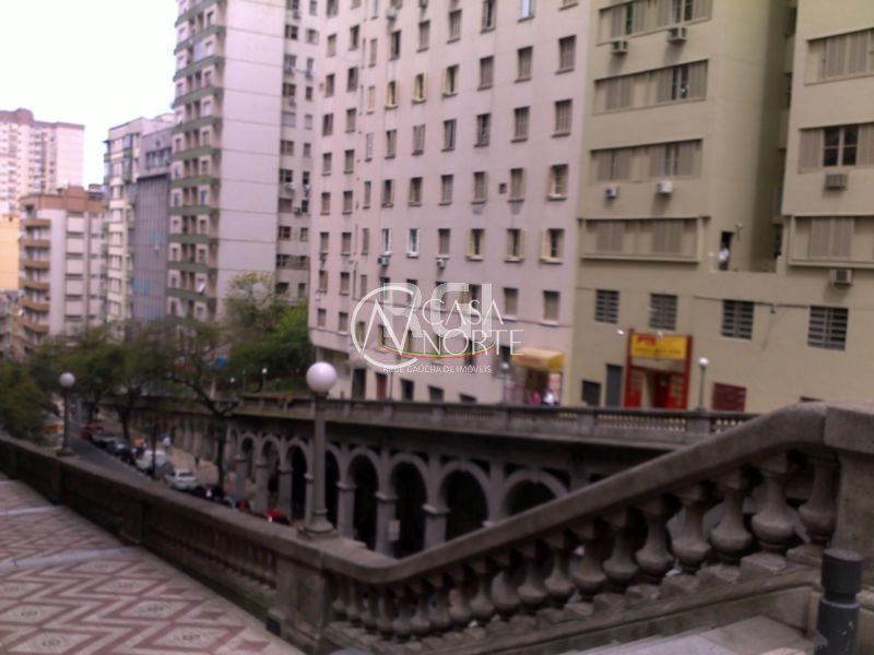 Terreno à venda , 200m², Avenida Borges de Medeiros no bairro Centro em Porto Alegre