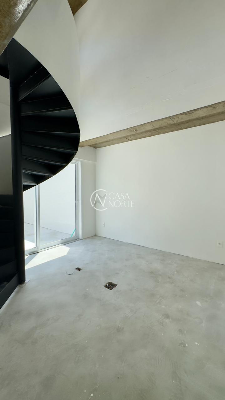 Loft à venda com 1 quarto, 77m², 1 suíte, 2 vagas, Rua Carlos Von Koseritz no bairro Auxiliadora em Porto Alegre