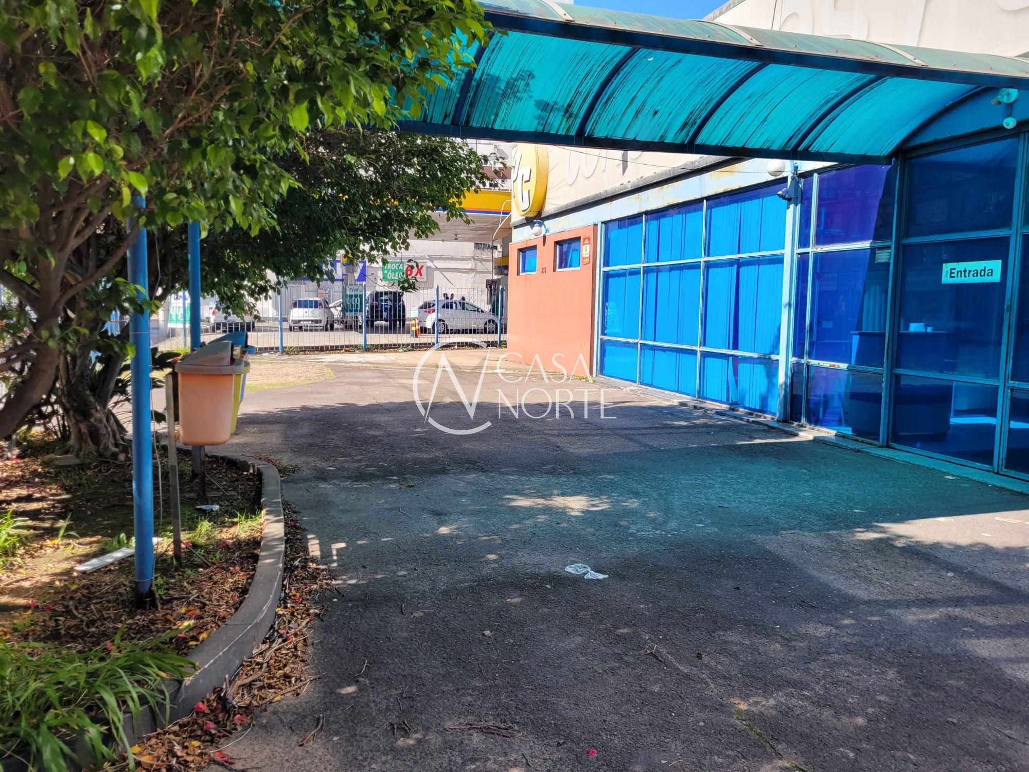 Loja à venda com 5 quartos, 2277m², 10 vagas, Avenida Farrapos no bairro Floresta em Porto Alegre