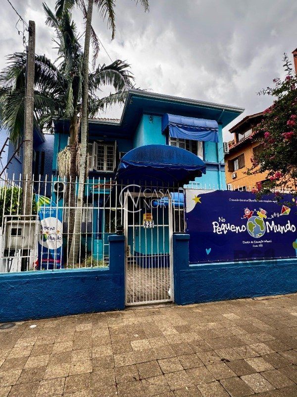 Casa Comercial à venda com 5 quartos, 350m², 3 vagas, Rua Marquês do Herval no bairro Moinhos de Vento em Porto Alegre
