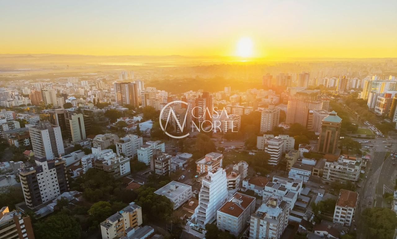 Duplex à venda com 3 quartos, 160m², 2 suítes, 2 vagas, Rua Carlos Von Koseritz no bairro Auxiliadora em Porto Alegre