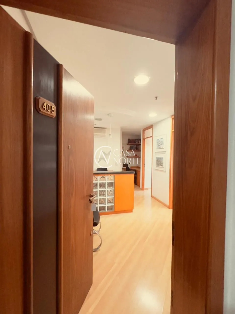 Sala Comercial à venda com 1 quarto, 43m², Avenida Cristóvão Colombo no bairro Floresta em Porto Alegre