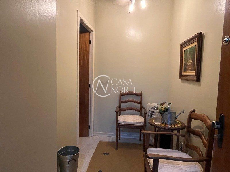 Sala Comercial à venda , 42m², Avenida Cristóvão Colombo no bairro Floresta em Porto Alegre