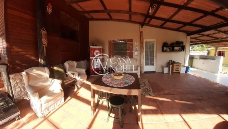 Sítio à venda com 4 quartos, 3000m², 1 suíte, 3 vagas, Rua Oito Mil Oitocentos e Quarenta e Cinco no bairro Lageado em Porto Alegre