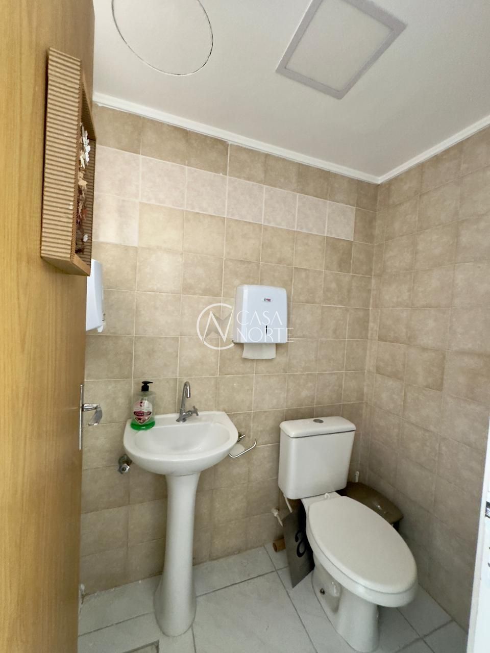 Sala Comercial à venda , 42m², Cristovao Colombo no bairro Floresta em Porto Alegre