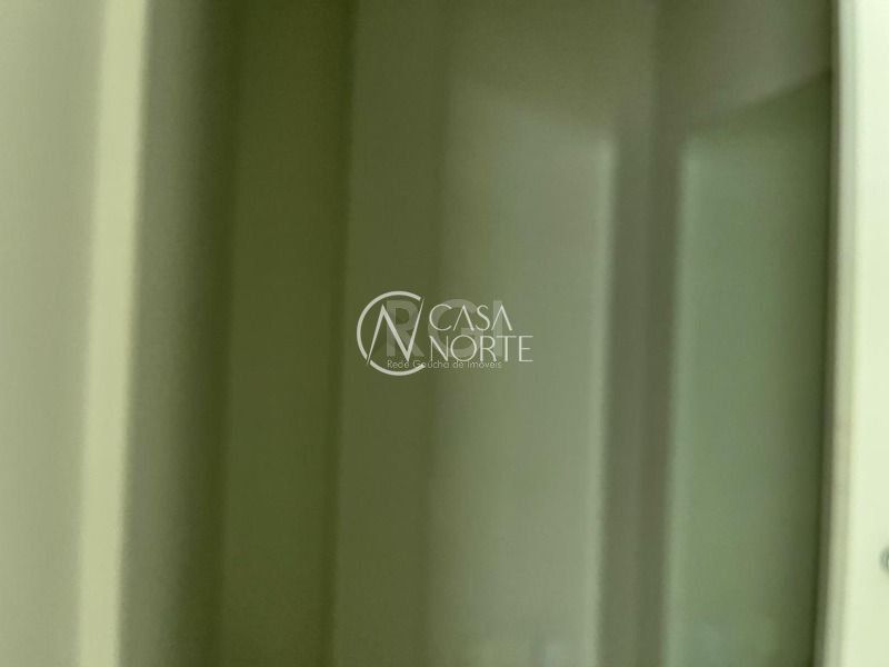 Sala Comercial à venda , 44m², Avenida Cristóvão Colombo no bairro Moinhos de Vento em Porto Alegre