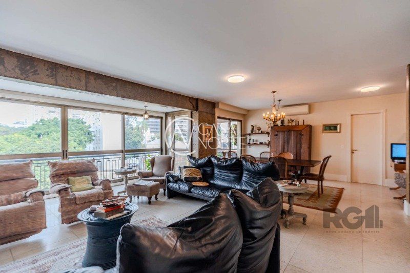 Apartamento à venda com 3 quartos, 161m², 3 suítes, 3 vagas, Rua Marquês do Pombal no bairro Moinhos de Vento em Porto Alegre