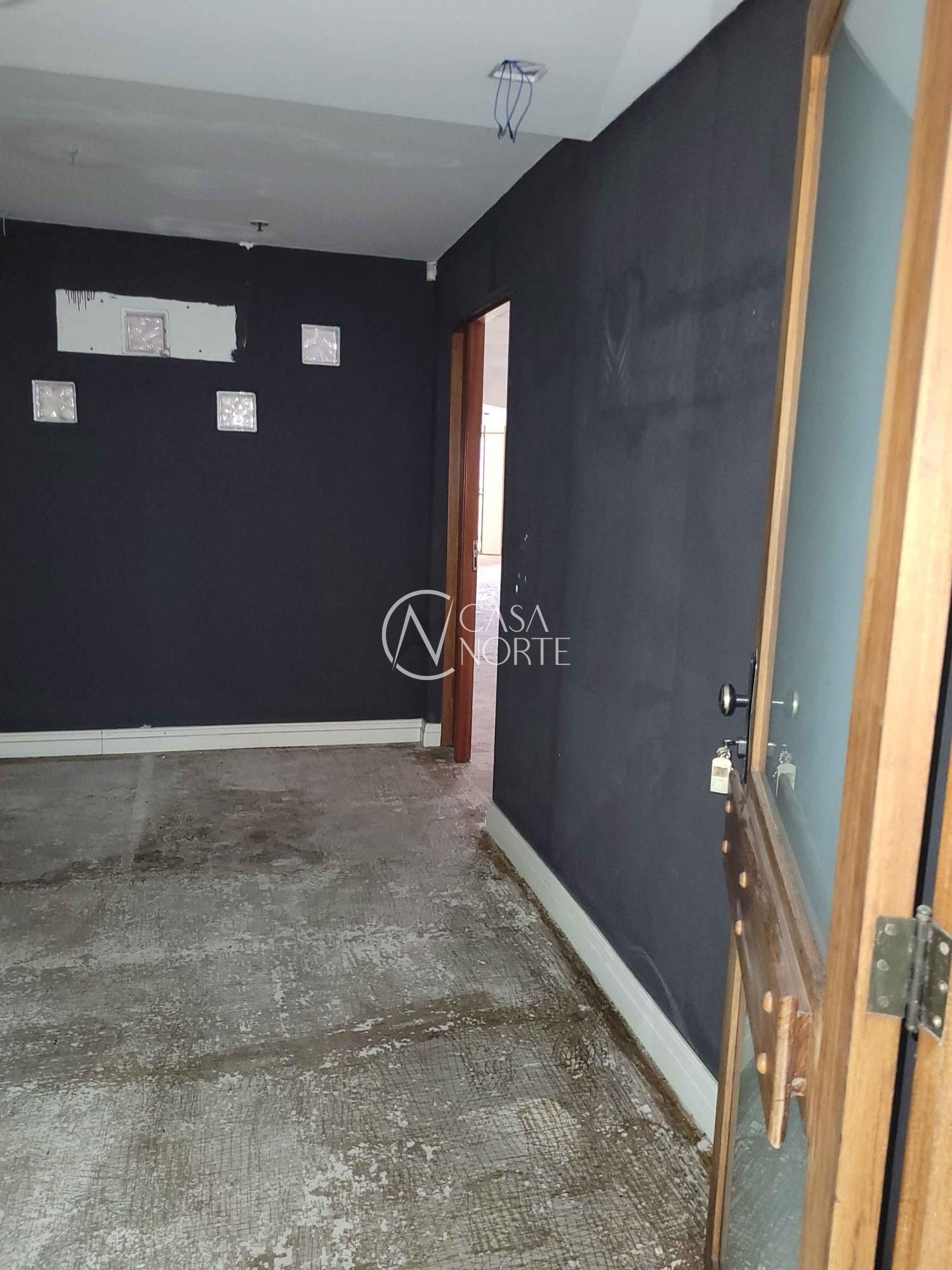 Conjunto Comercial à venda com 2 quartos, 381m², 2 vagas, Rua Doutor Barros Cassal no bairro Floresta em Porto Alegre