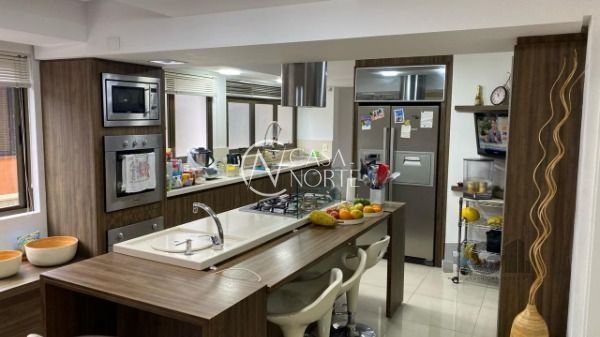 Apartamento à venda com 4 quartos, 322m², 4 suítes, 3 vagas, Rua Pedro Chaves Barcelos no bairro Auxiliadora em Porto Alegre
