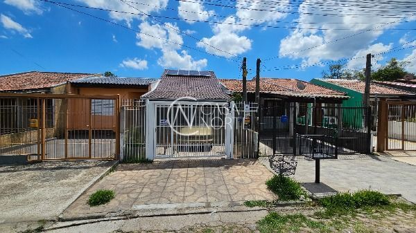 Casa à venda com 2 quartos, 62m², 1 suíte, 2 vagas, Rua Antonia Zardin Perondi no bairro Hípica em Porto Alegre