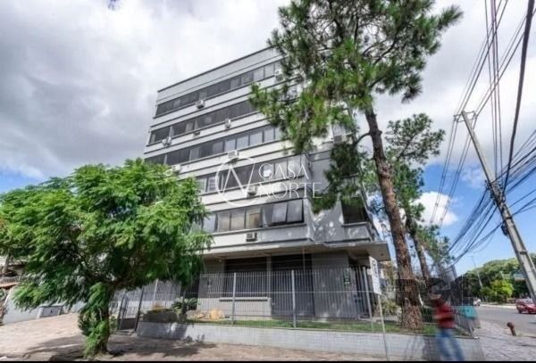 Sala Comercial à venda , 29m², Avenida Padre Cacique no bairro Praia de Belas em Porto Alegre