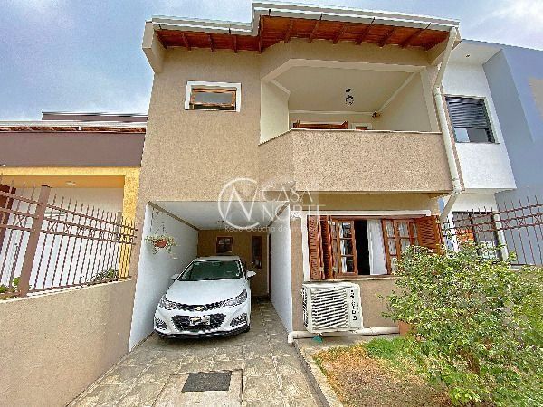 Casa à venda com 3 quartos, 150m², 2 suítes, 2 vagas, Rua Manoel Braga Gastal no bairro Hípica em Porto Alegre