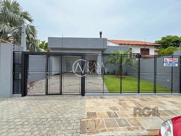 Casa à venda com 3 quartos, 204m², 2 suítes, 2 vagas, Rua Leme no bairro Ipanema em Porto Alegre
