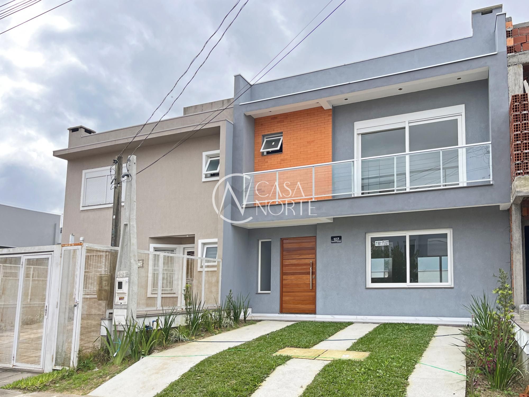 Casa à venda com 3 quartos, 142m², 3 suítes, 2 vagas, Rua Embira no bairro Hípica em Porto Alegre