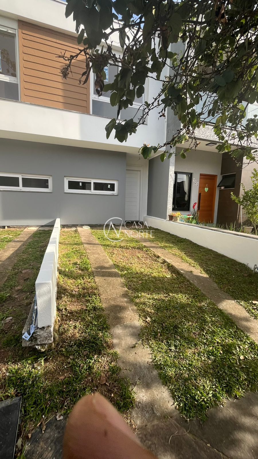 Casa à venda com 2 quartos, 77m², 2 suítes, 2 vagas, Rua Álamo no bairro Hípica em Porto Alegre