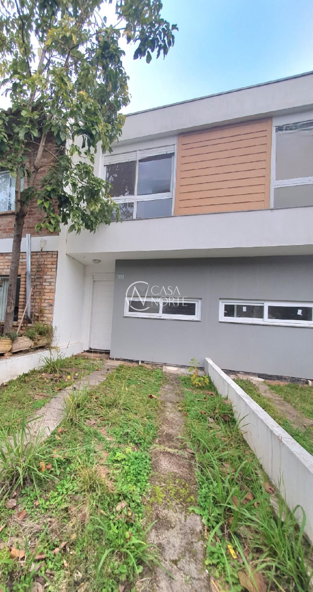 Casa à venda com 2 quartos, 77m², 2 suítes, 2 vagas, Rua Álamo no bairro Hípica em Porto Alegre