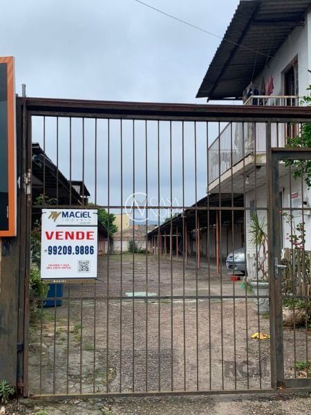 Terreno à venda  com 1050m², Rua Victor Silva no bairro Camaquã em Porto Alegre