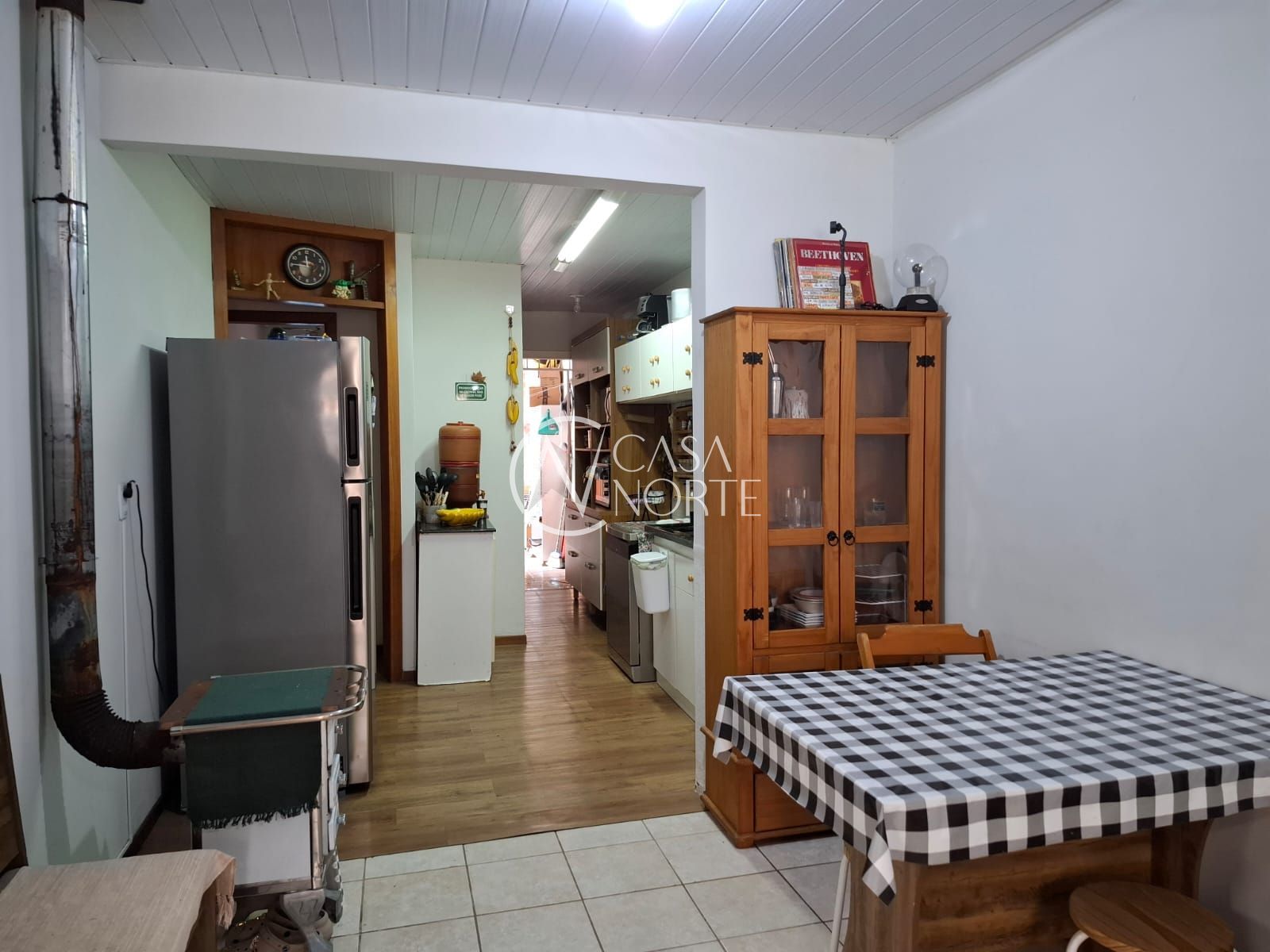Casa à venda com 3 quartos, 72m², 1 vaga, Rua Rudy Thomaz Bolognesi no bairro Hípica em Porto Alegre