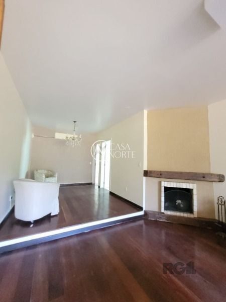 Casa à venda com 3 quartos, 170m², 1 suíte, 2 vagas, Rua Ítalo Brutto no bairro Espírito Santo em Porto Alegre