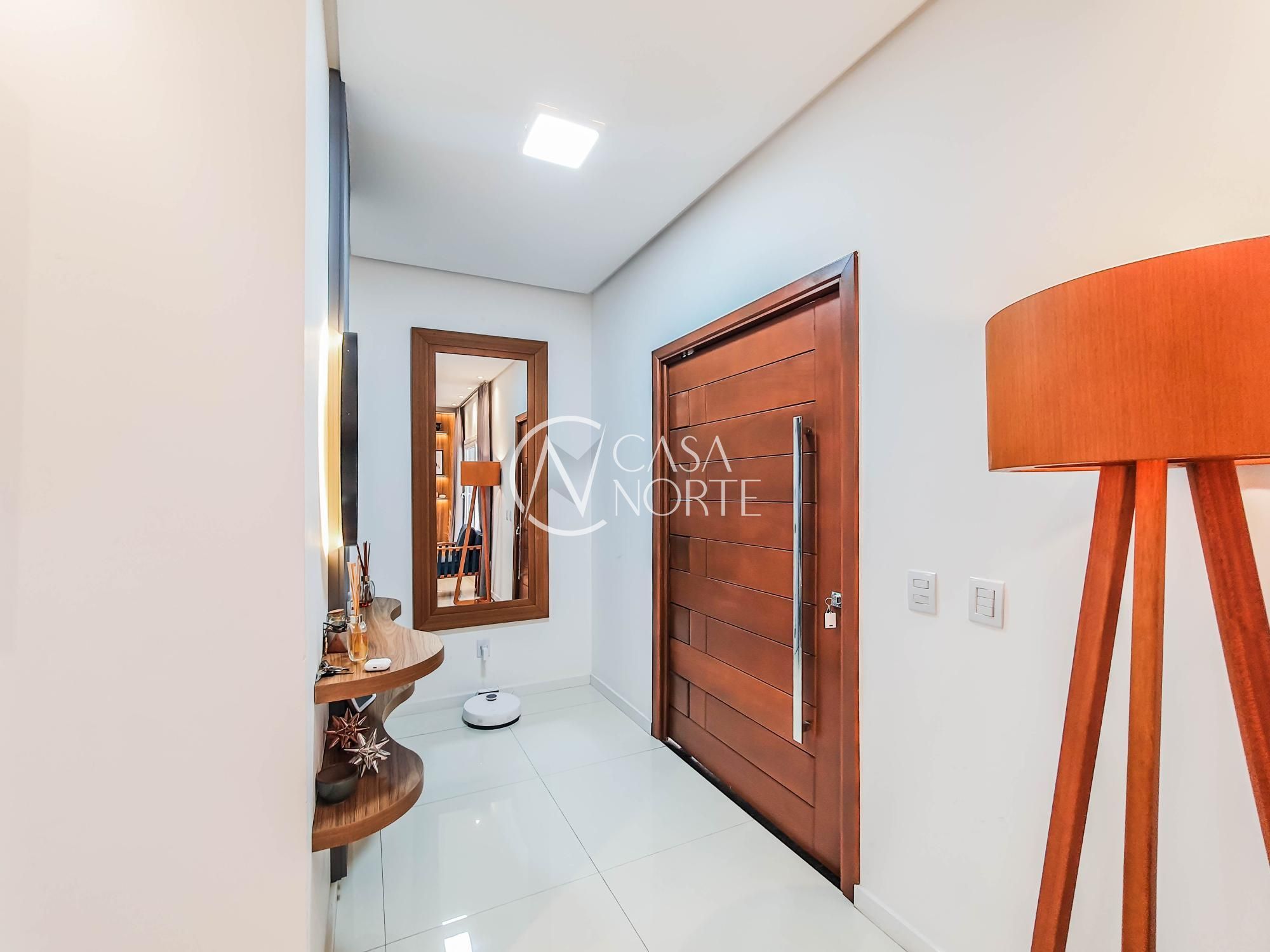 Casa de Condomínio à venda com 4 quartos, 220m², 4 suítes, 2 vagas, Rua Jean Vardaramatos no bairro Hípica em Porto Alegre