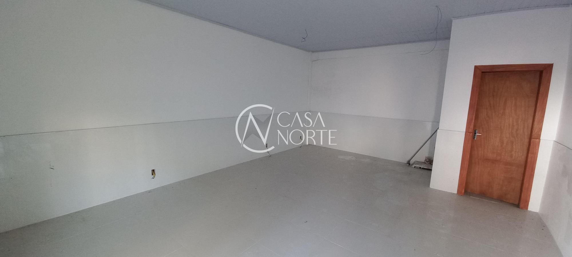 Loja à venda com 1 quarto, 39m², Avenida Edgar Pires de Castro no bairro Hípica em Porto Alegre