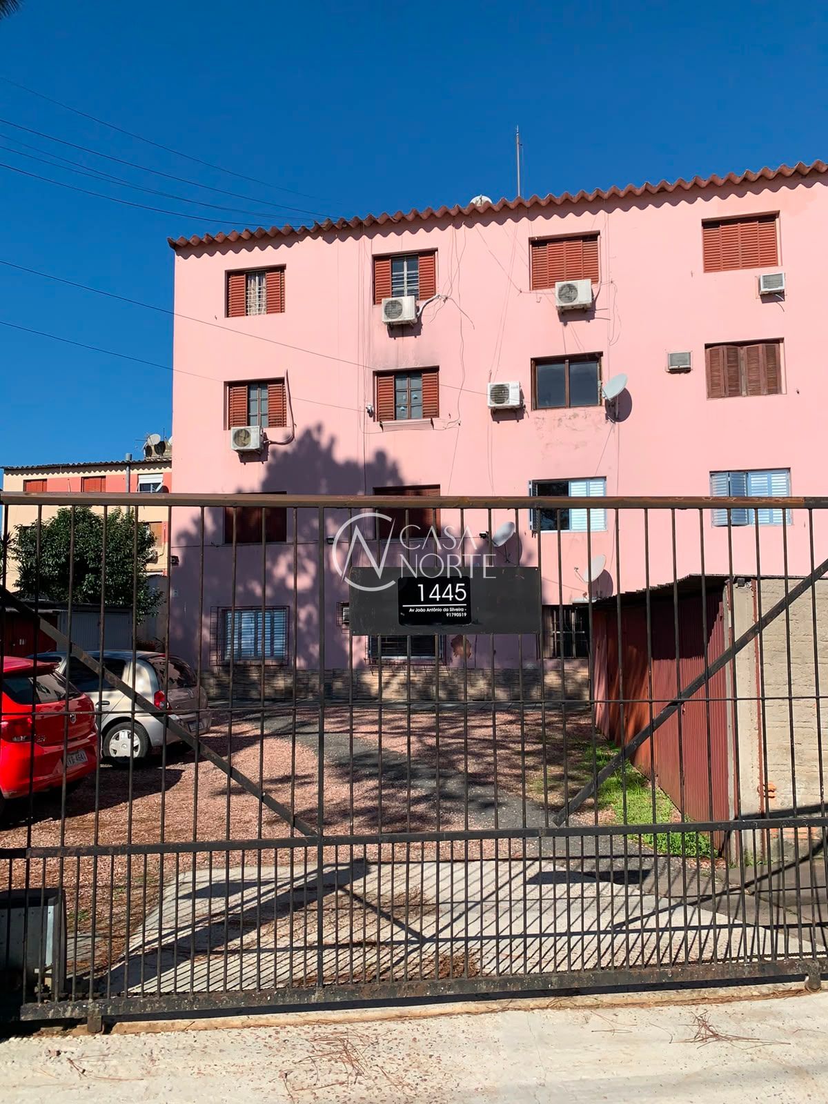 Apartamento à venda com 2 quartos, 49m², 1 vaga, Avenida João Antônio Silveira no bairro Restinga em Porto Alegre