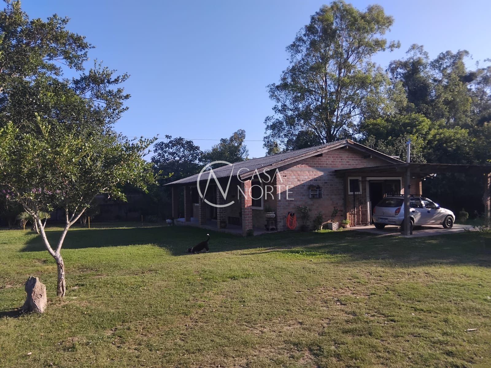 Sítio à venda com 2 quartos, 128m², 2 vagas, Rua Oscar Ferreira Duarte no bairro Lageado em Porto Alegre