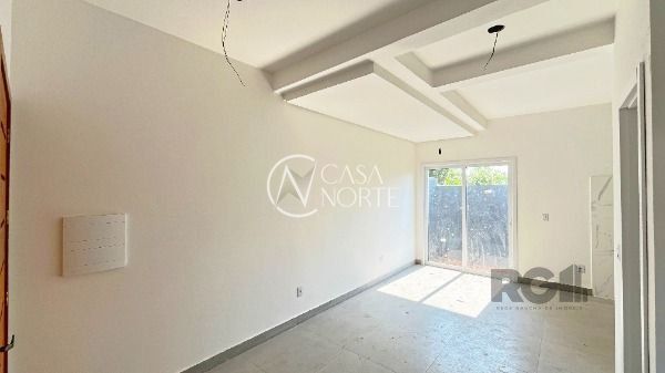 Casa de Condomínio à venda com 2 quartos, 70m², 1 vaga, Rua Sebastião Wolf no bairro Nonoai em Porto Alegre