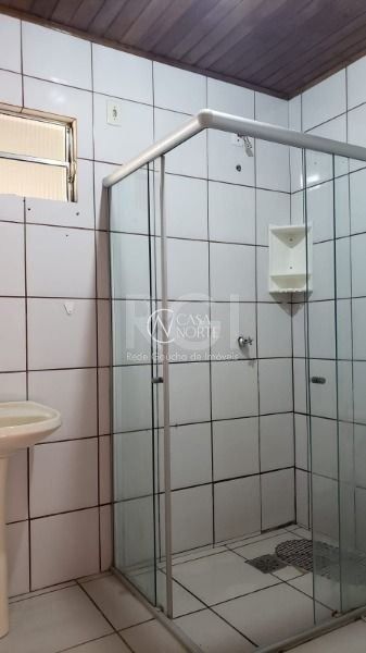 Casa à venda com 2 quartos, 50m², 2 vagas, Rua Pedro de Oliveira Franca no bairro Hípica em Porto Alegre