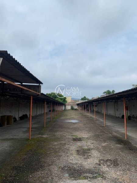 Terreno à venda  com 1050m², Rua Victor Silva no bairro Camaquã em Porto Alegre