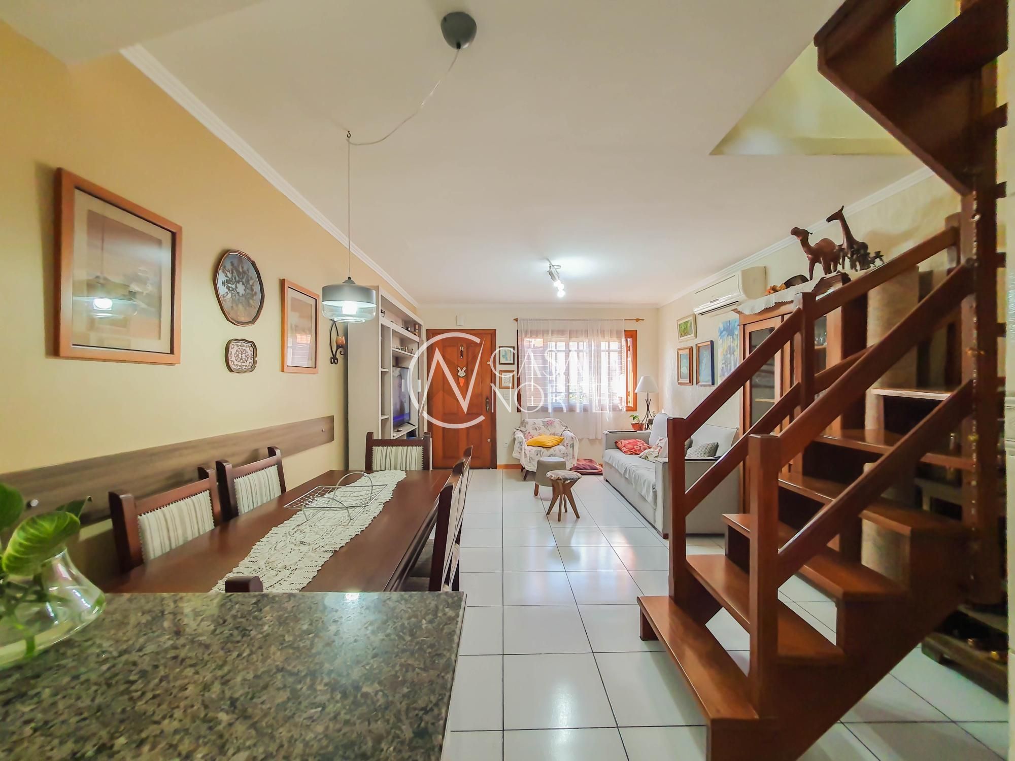 Casa de Condomínio à venda com 3 quartos, 101m², 1 suíte, 2 vagas, Rua Professora Thereza Noronha no bairro Espírito Santo em Porto Alegre