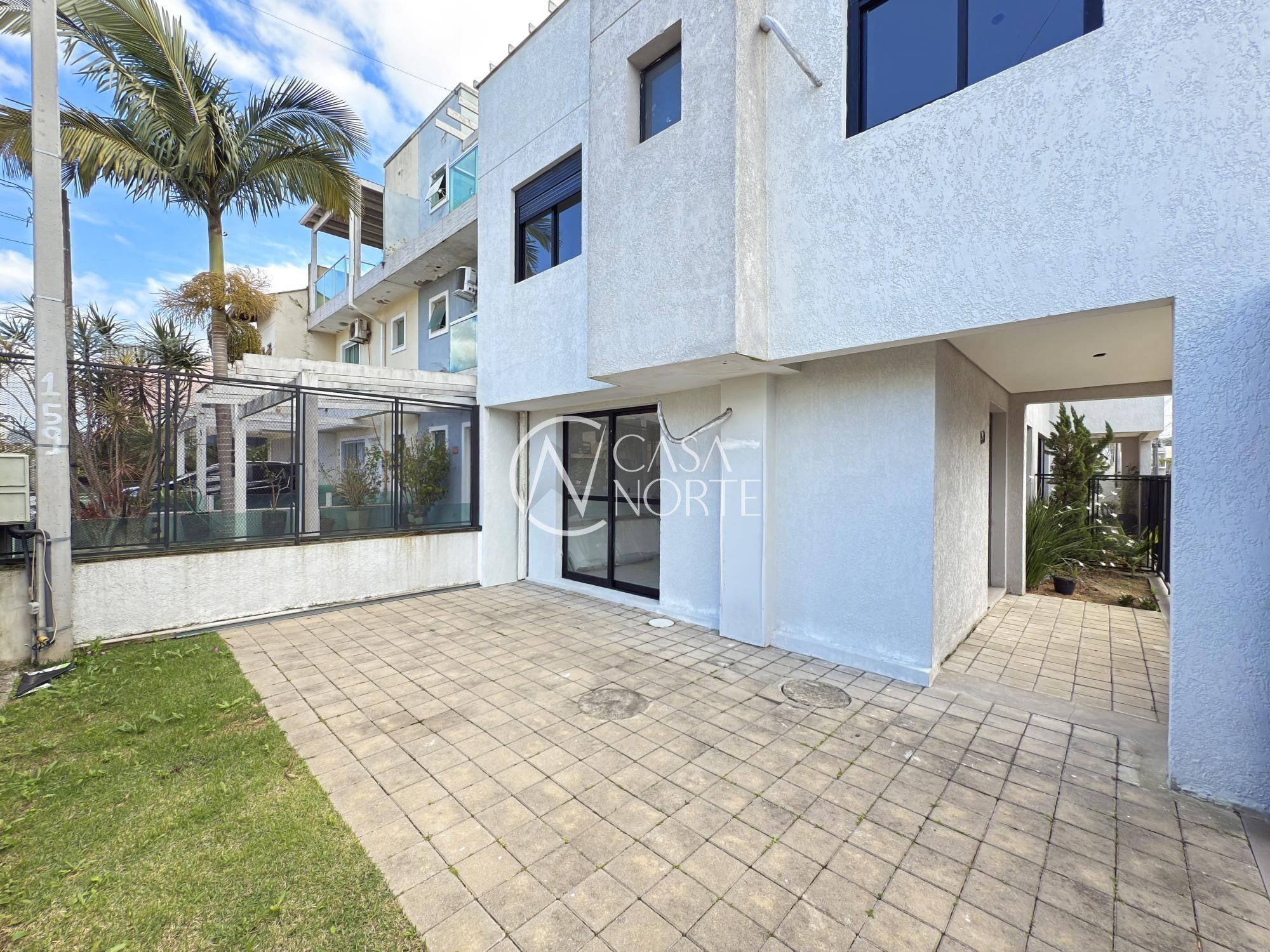 Casa à venda com 4 quartos, 125m², 1 suíte, 1 vaga, Alexandre de Gusmao, 159, 2 no bairro Hípica em Porto Alegre