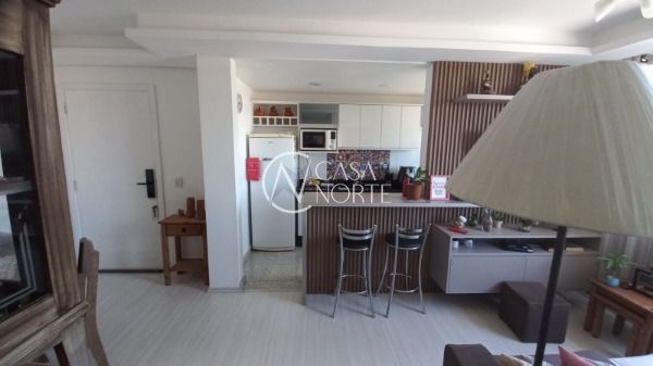 Apartamento à venda com 2 quartos, 45m², 1 vaga, Avenida Juca Batista no bairro Cavalhada em Porto Alegre