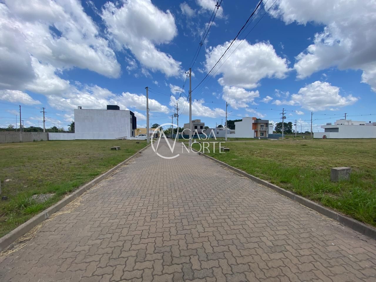 Terreno à venda  com 138m², Rua Lucindo Antônio Bottin no bairro Hípica em Porto Alegre