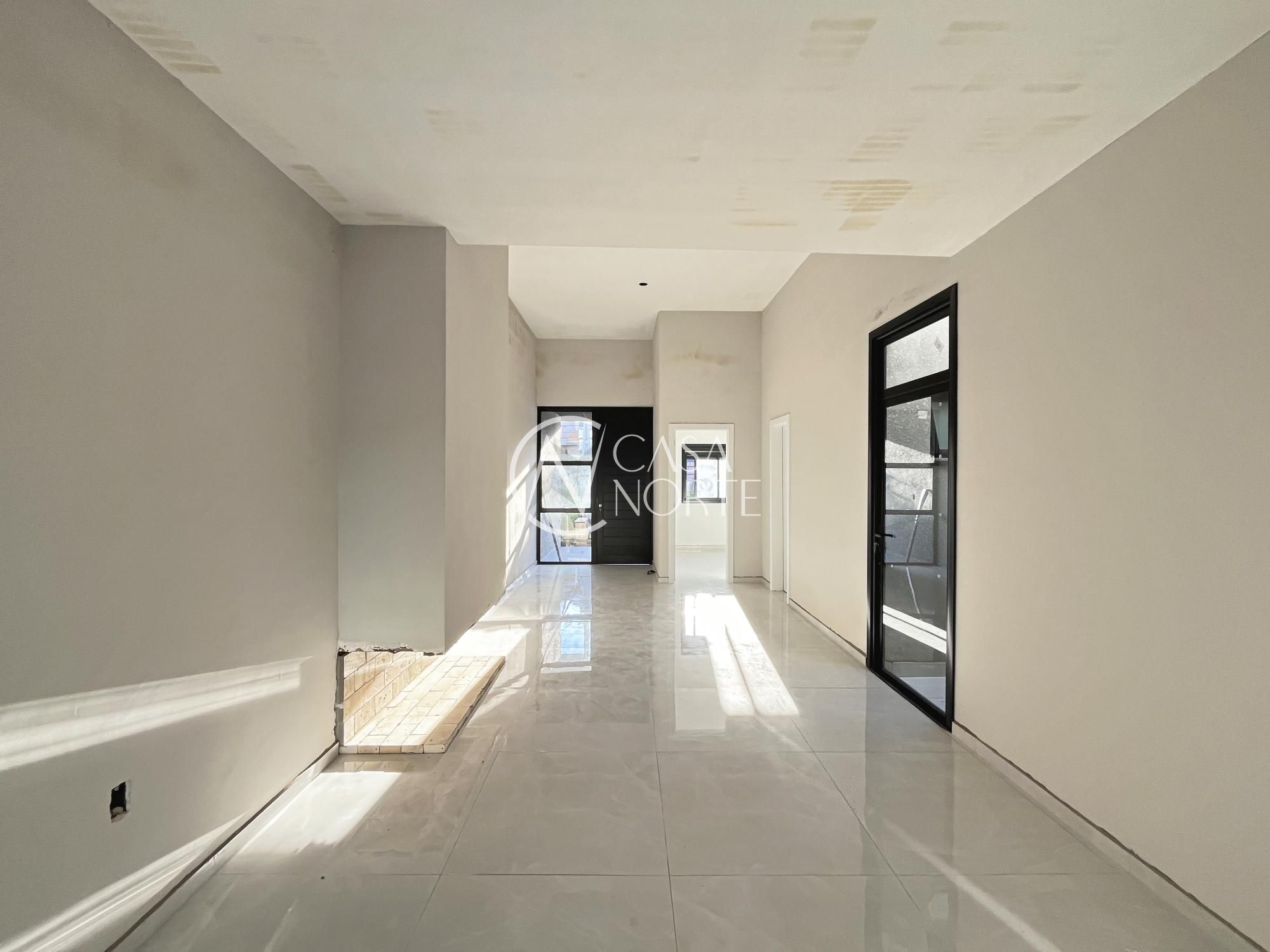 Casa à venda com 2 quartos, 80m², 1 suíte, 2 vagas, Rua Hilário Gonçalves Pinha no bairro Hípica em Porto Alegre