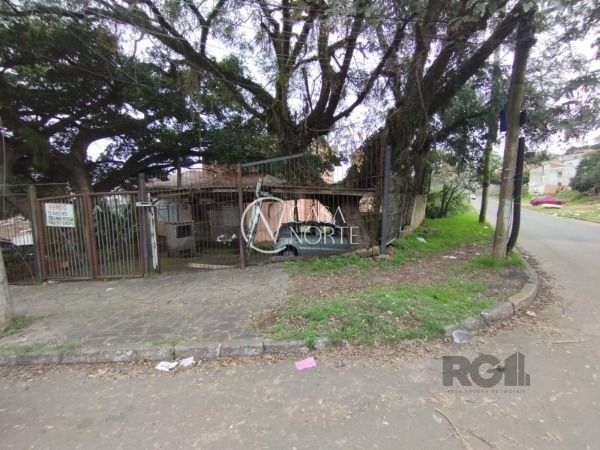Terreno à venda  com 440m², Rua Dona Malvina no bairro Santa Tereza em Porto Alegre