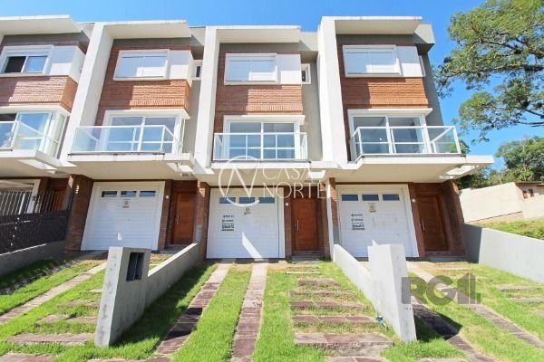 Sobrado à venda com 3 quartos, 100m², 3 suítes, 2 vagas, Avenida Altos do Santa Rita no bairro Hípica em Porto Alegre