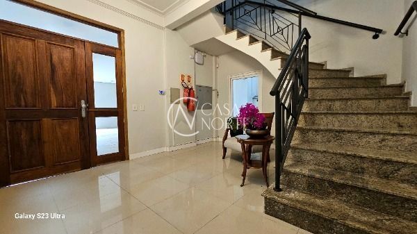 Apartamento à venda com 3 quartos, 157m², 1 suíte, 2 vagas, Avenida Dona Paulina no bairro Tristeza em Porto Alegre