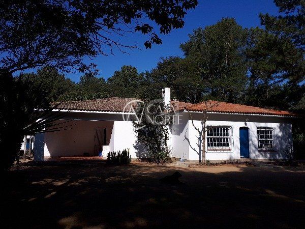 Sítio à venda com 3 quartos, 150m², Avenida Heitor Vieira no bairro Belém Novo em Porto Alegre